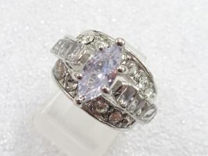 クリスタル　指輪(11号)